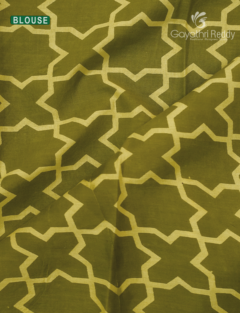 Pure MulMul Cotton Saree in Lime Green and Mehendi Green