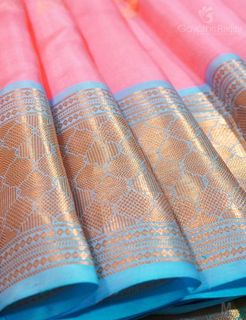 PURE VENKATGIRI PATTU-VP1122