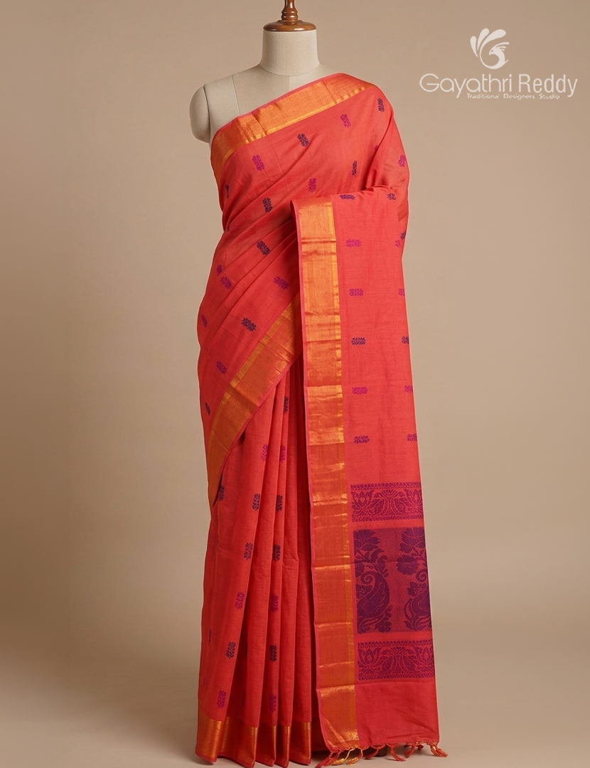 Pure Kanchi Cotton Saree in Red