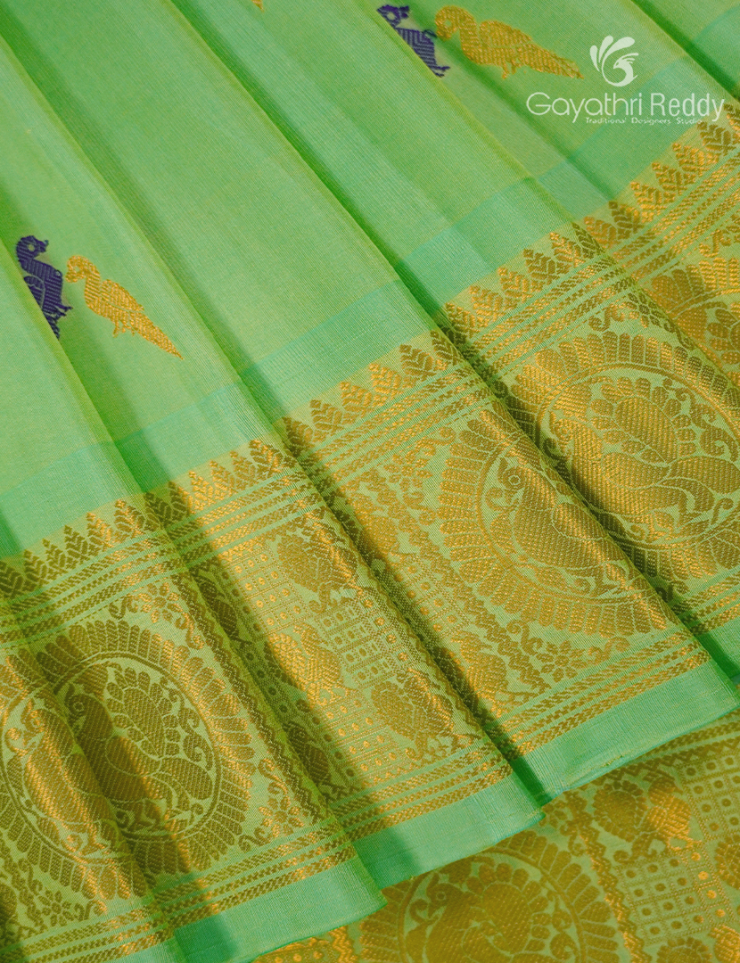 Pure Gadwal Silk Saree in Light Green