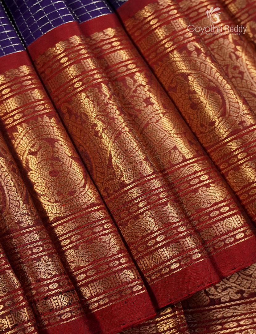 Pure Kanchipuram Vintage Saree in Deep Violet and Rust Red
