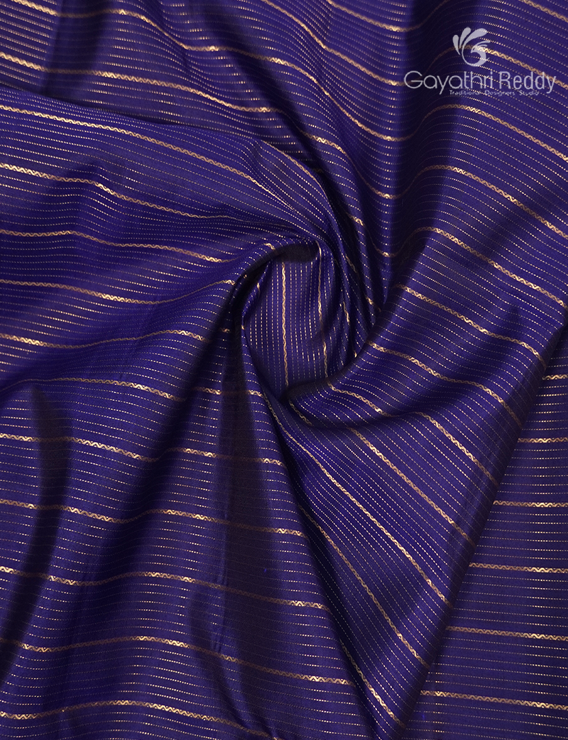 Pure Kanchipuram Vintage Silk Saree in Violet and Orange