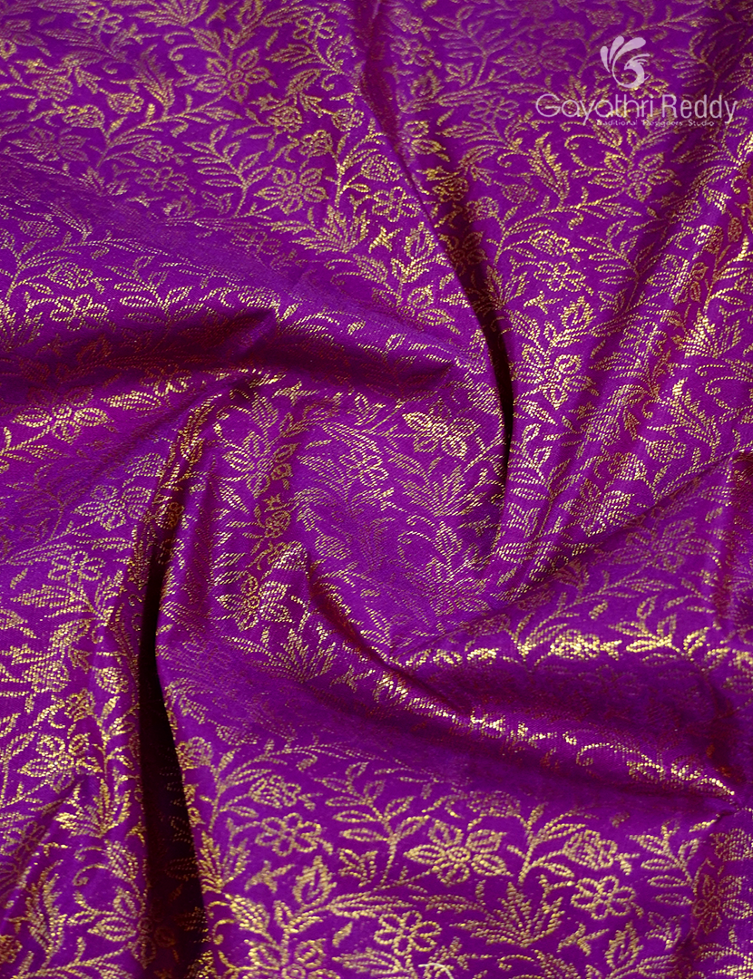 Semi Kanchipuram Silk Saree in Deep Magenta