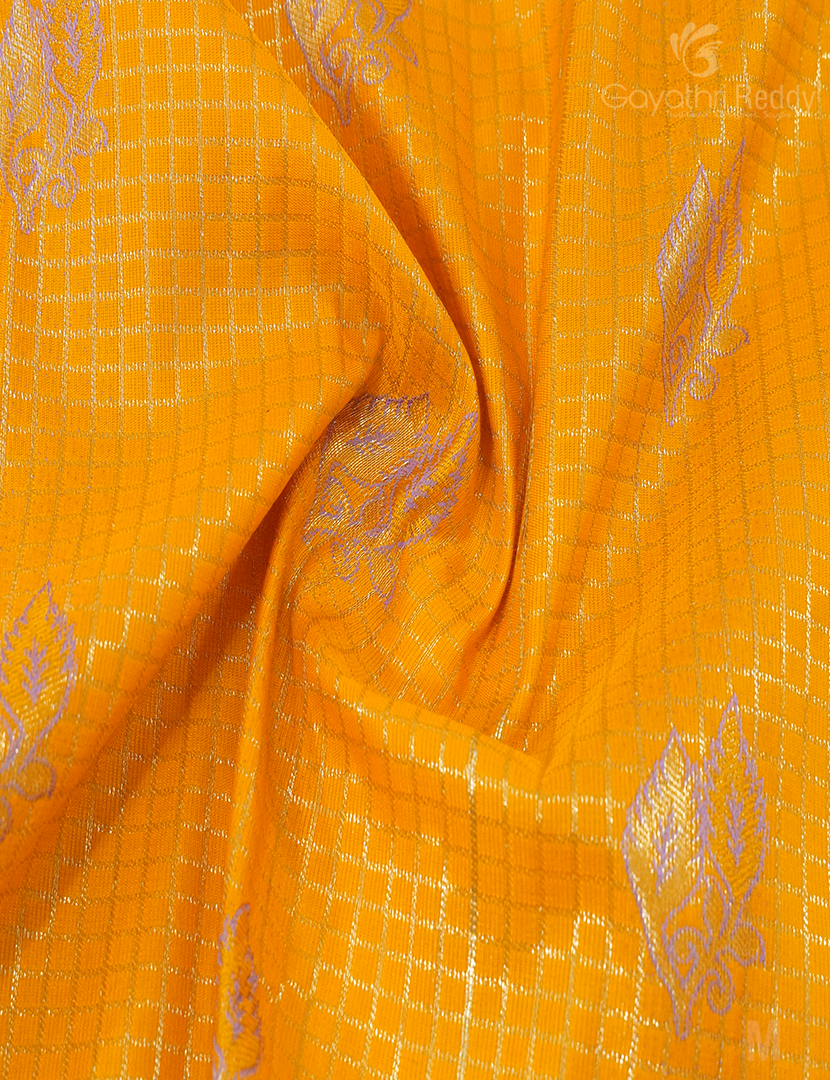 SEMI KANCHI PATTU-SP1704
