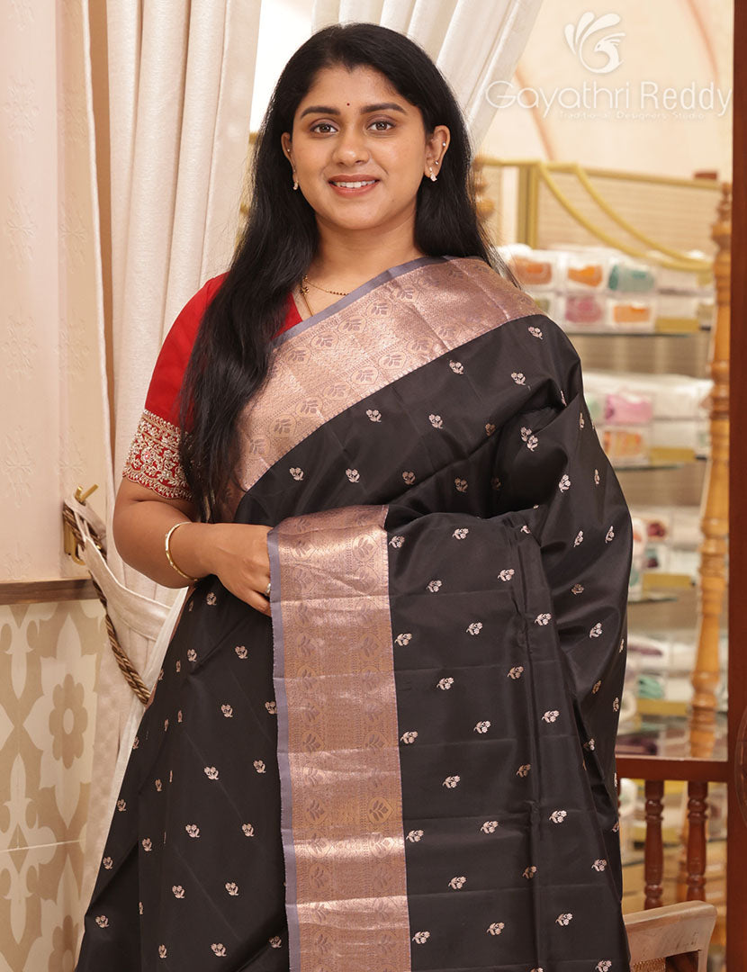 LIGHT WEIGHT KANCHI PATTU-KP8633