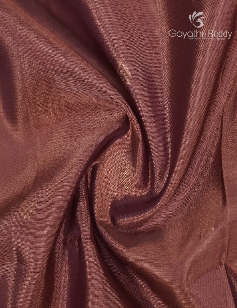 Pure Kanchipuram Soft Silk Saree in Chikoo and Brown