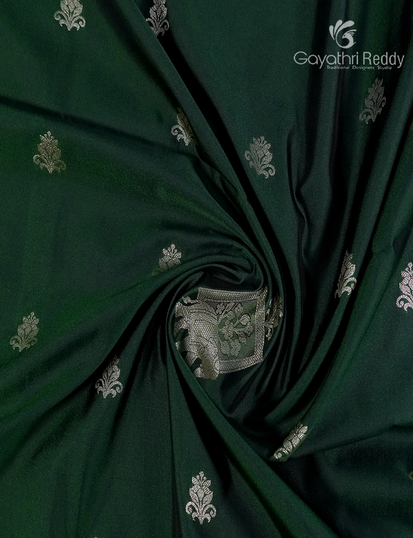 Soft Silk Saree in Deep Green and Deep Magenta