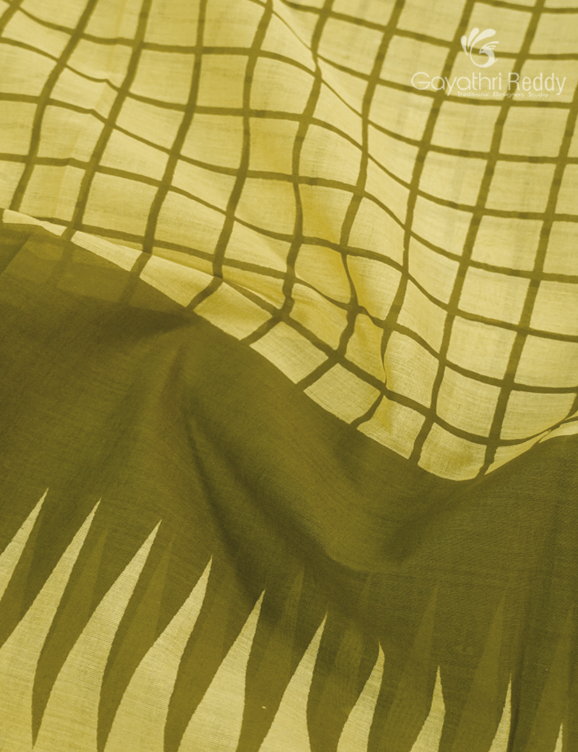 Pure MulMul Cotton Saree in Lime Green and Mehendi Green