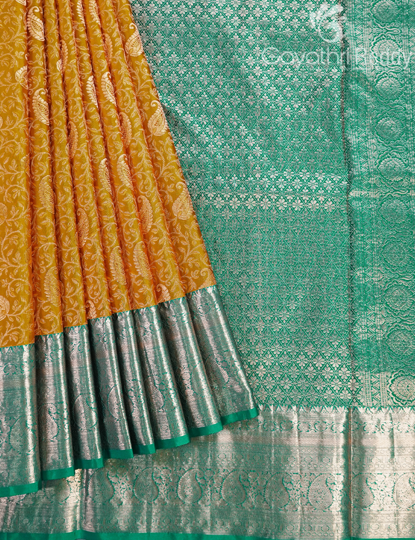 KANCHI PATTU-KP8436
