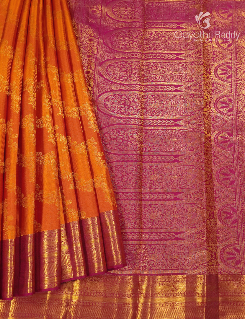 Pure Kanchipuram Silk Saree in Yellow and Rani Pink (Rangkat Pattern )