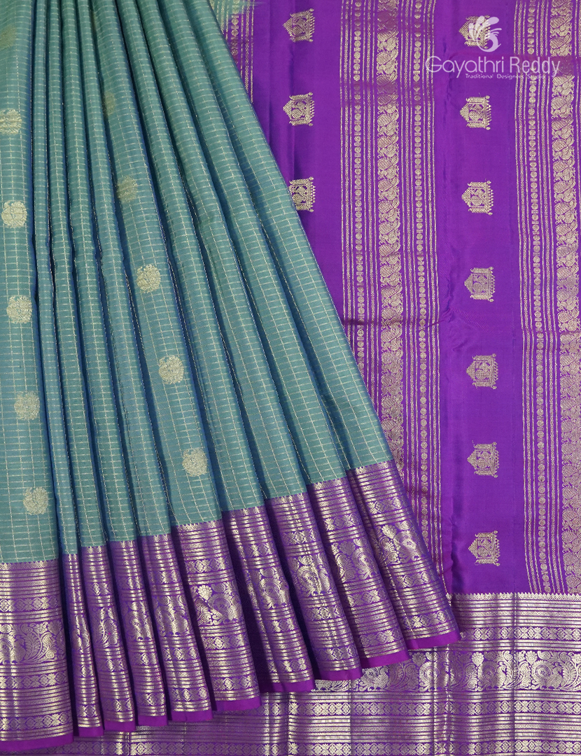 Pure Kanchipuram Vintage Saree in Light SeaGreen and Purple