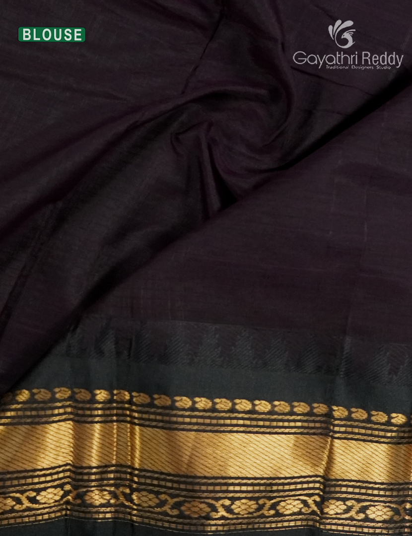 Pure Gadwal Cotton Saree in Apple Green and Deep Brown