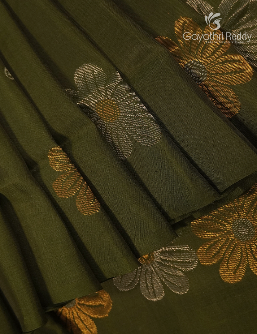 Pure Uppada Silk Saree in Olive Green and Yellow