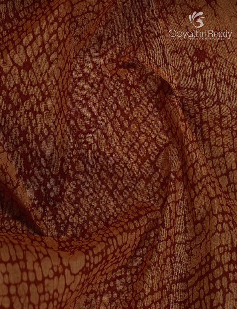 Cotton Batik Print Saree in Terracota and Beige