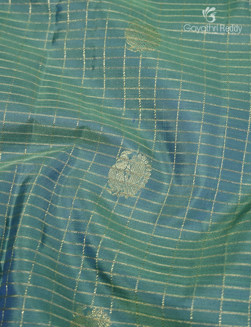 Pure Kanchipuram Vintage Saree in Light SeaGreen and Purple