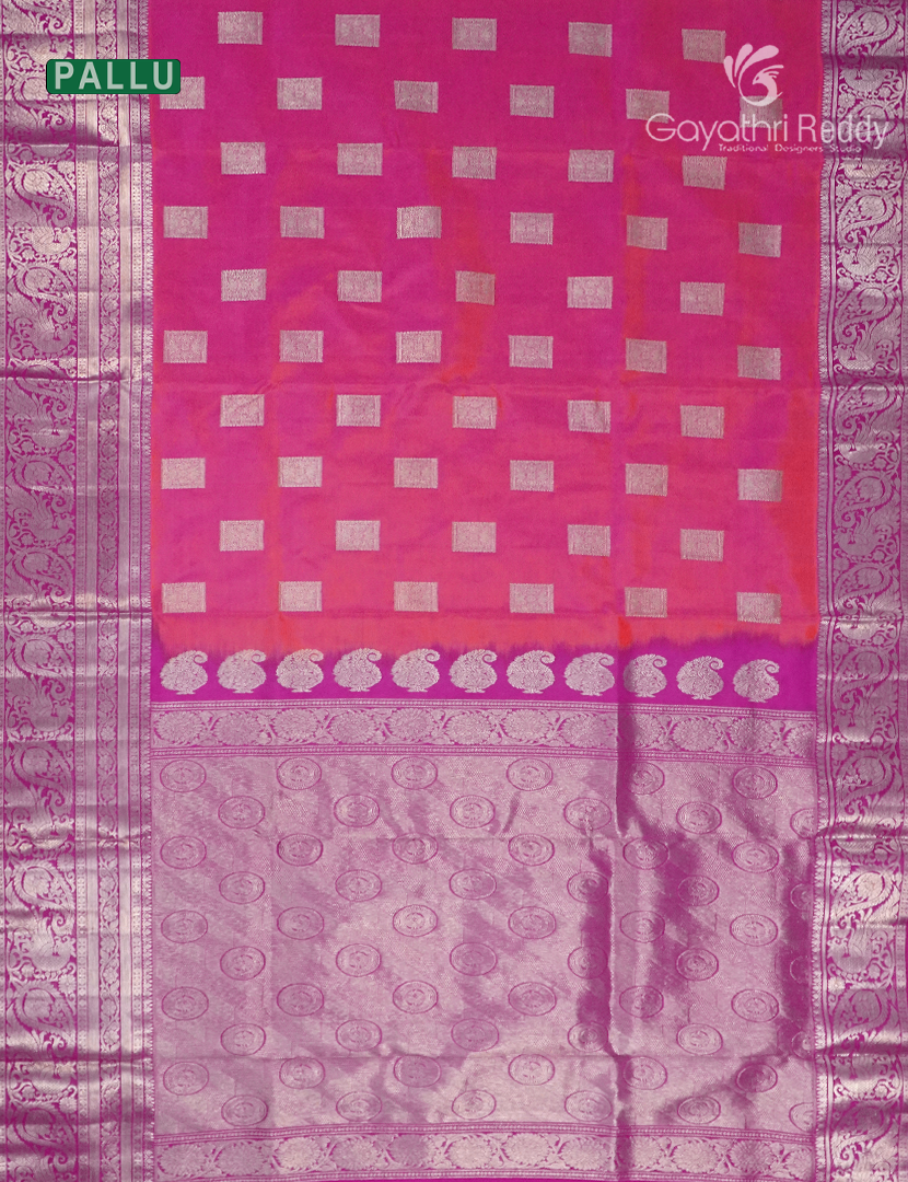 Pure Venkatagiri Silk Saree in Peach Pink and Pink