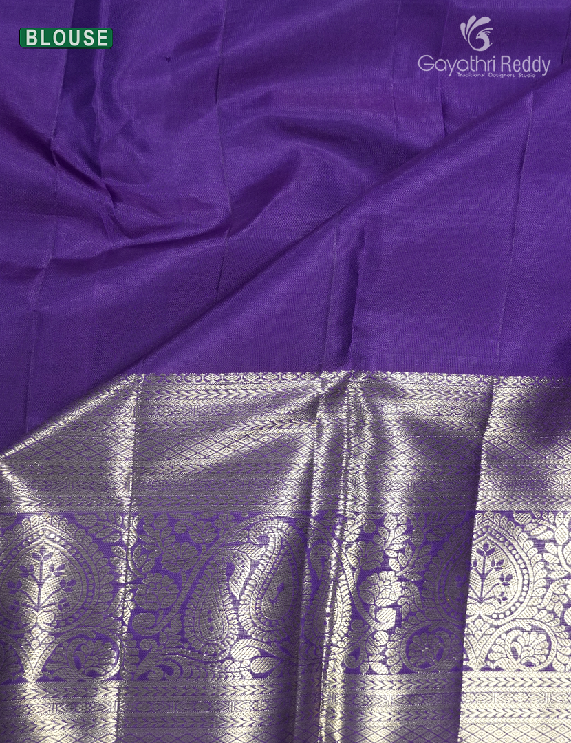 Pure Kanchipuram Vintage Saree in Lavender and Purple