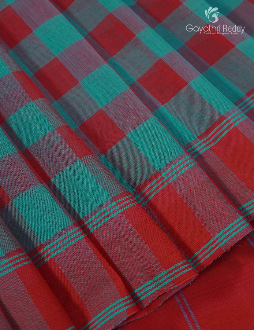 Pure Kanchi Cotton Saree in Rama Green and Red