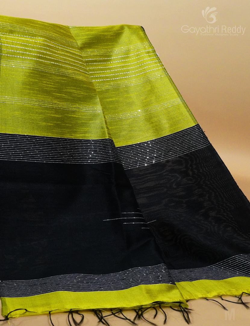 SEMI KHADI PATTU-SKP688