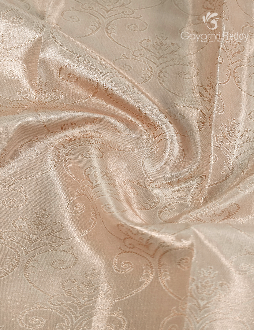 Semi Kanchipuram Silk Saree in Golden Cream and Green