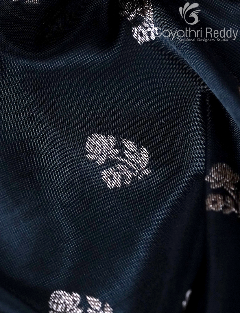 LIGHT WEIGHT KANCHI PATTU-KP8624
