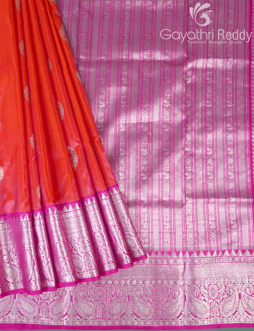 PURE VENKATAGIRI PATTU-VP1161