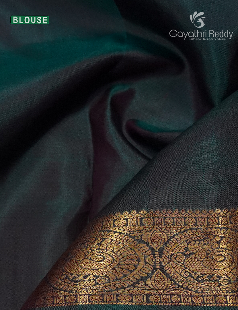 Pure Kanchipuram Silk Saree in Burgundy and Deep Peacock Green