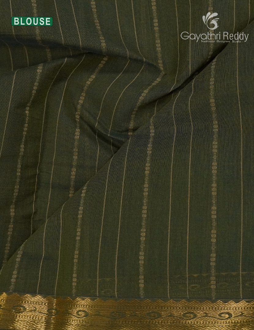 Pure Kanchi Cotton Saree in Deep Olive Green