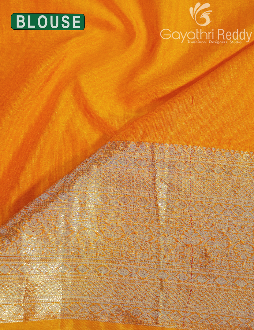 KANCHI PATTU-KP8438