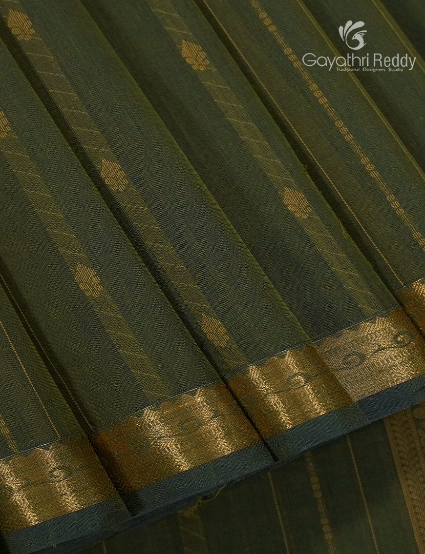 Pure Kanchi Cotton Saree in Deep Olive Green