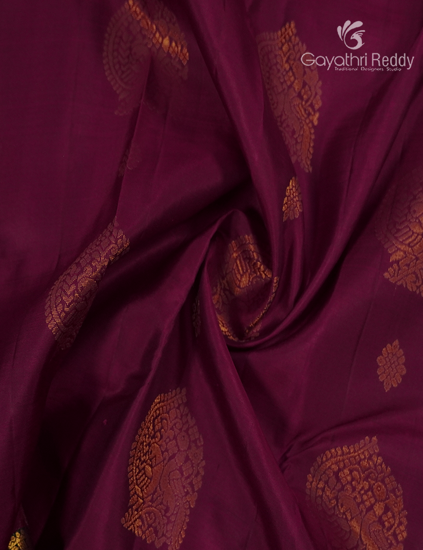 Pure Kanchipuram Silk Saree in Burgundy and Deep Peacock Green