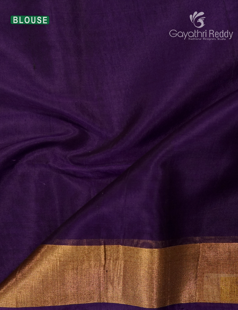 Kanchipuram Sico Saree in Peach and Deep Violet