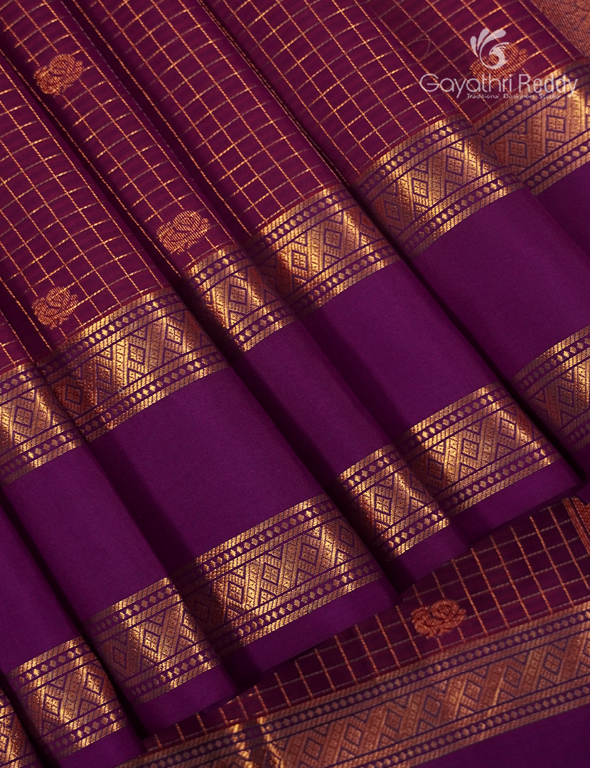 Pure Kanchipuram Vintage Silk Saree in Deep Pink and Purple
