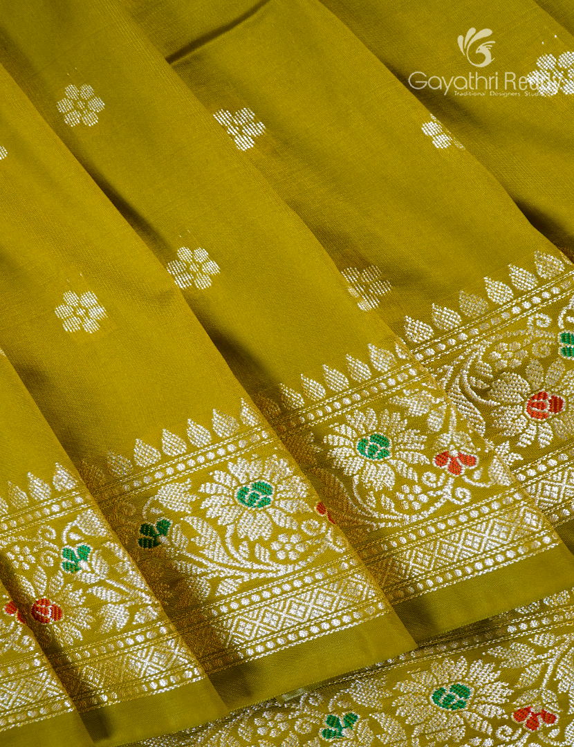 Semi Banaras Katan Silk Saree in Mehendi Green