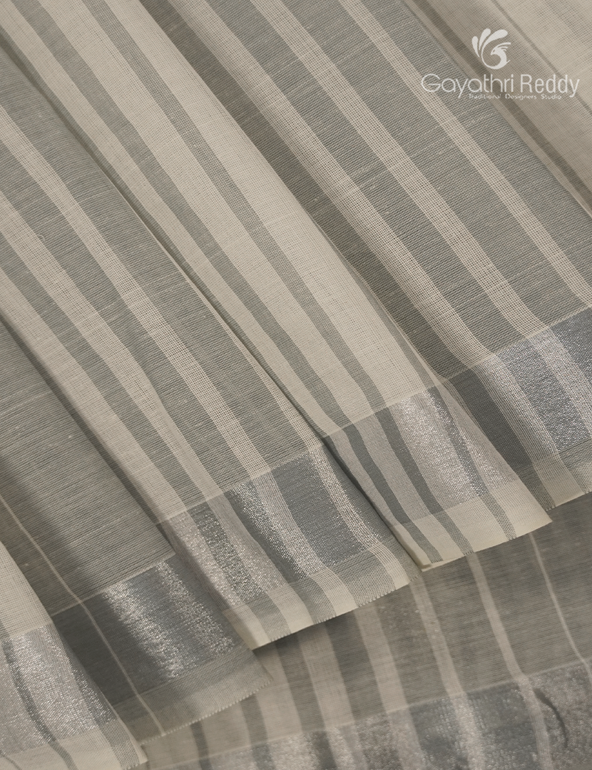 Pure Kanchi Cotton Saree in Cream and Grey