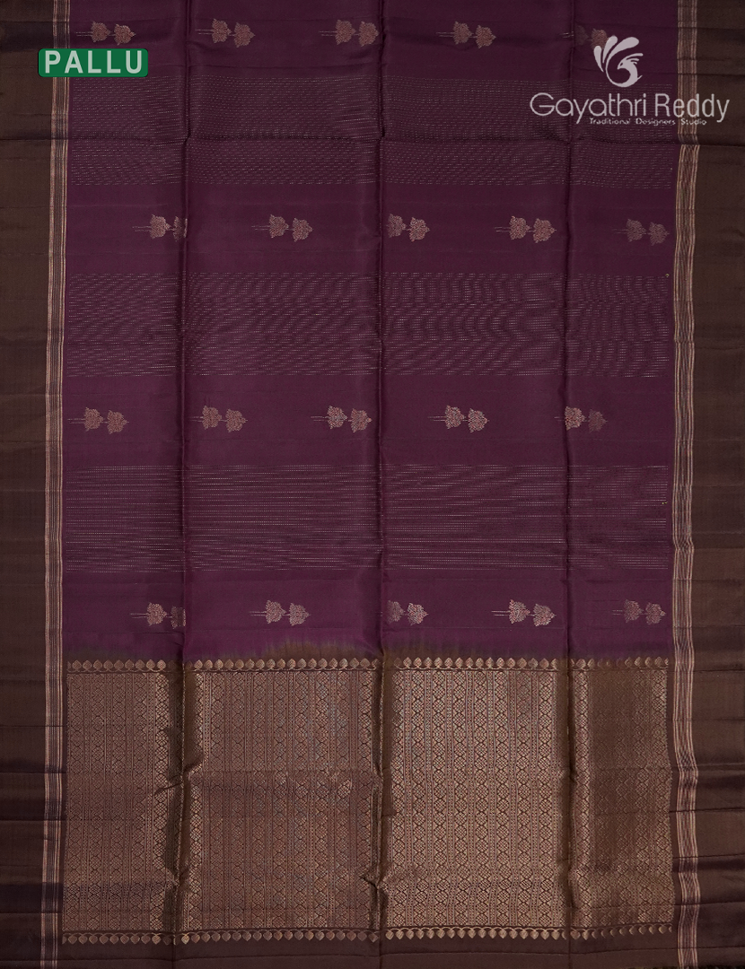 Pure Kanchipuram Light Weight Silk Saree in Magenta and Brown
