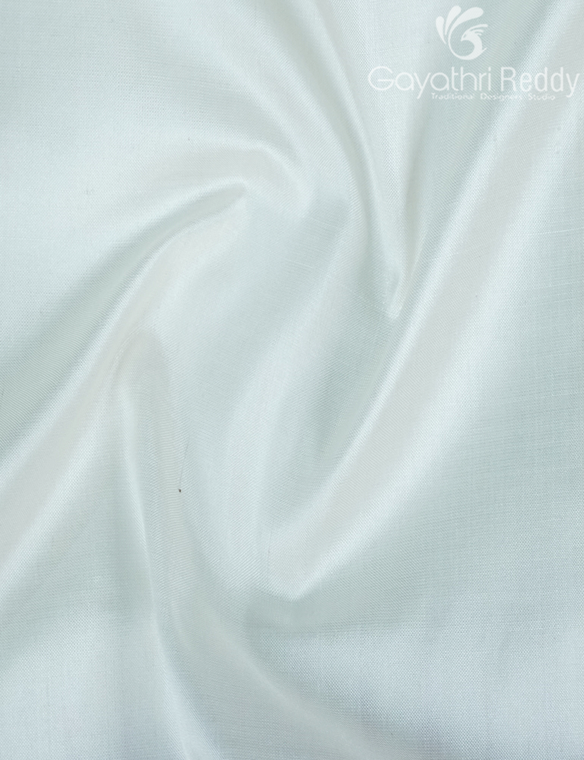 PURE IKKAT PATTU-IP771