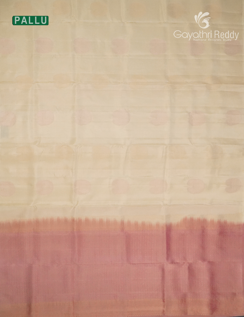 Pure Kanchipuram Silk Saree in Cream ( Butta Style )