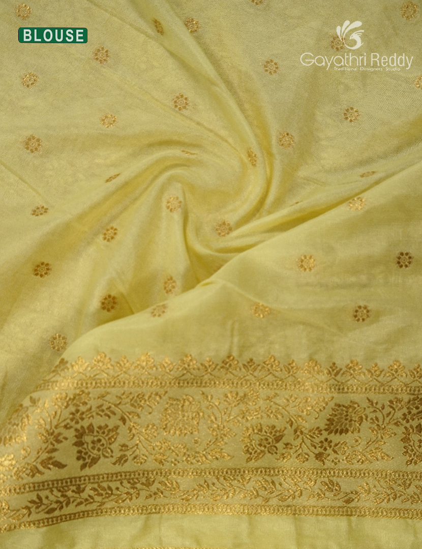 Banaras Georgette Saree in Cream