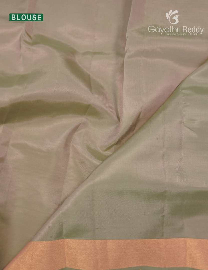 Pure Kanchipuram Silk Saree in Pastel Peach (Small Border )
