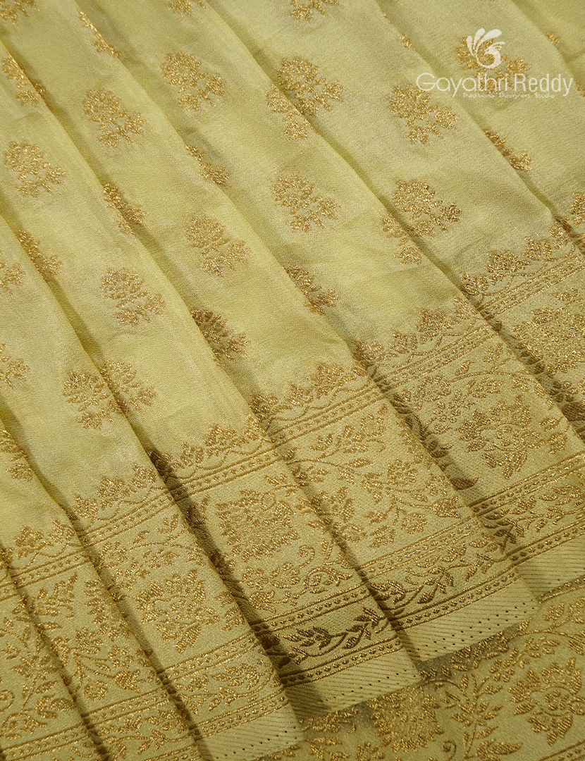 Banaras Georgette Saree in Cream