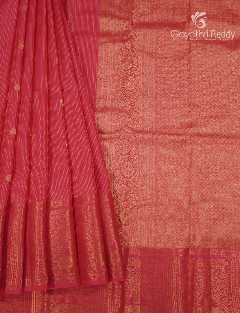 Pure Kanchipuram Silk Saree in Peach Pink (Butta Pattern )