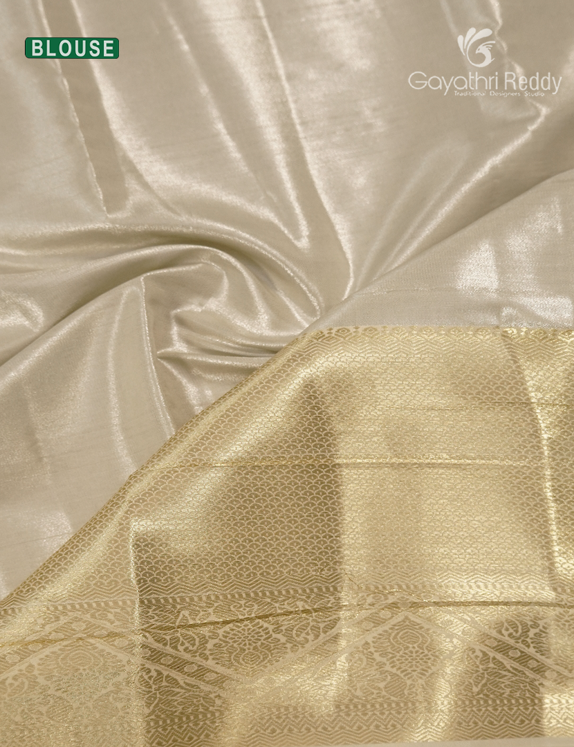Semi Kanchipuram Silk Saree in Cream