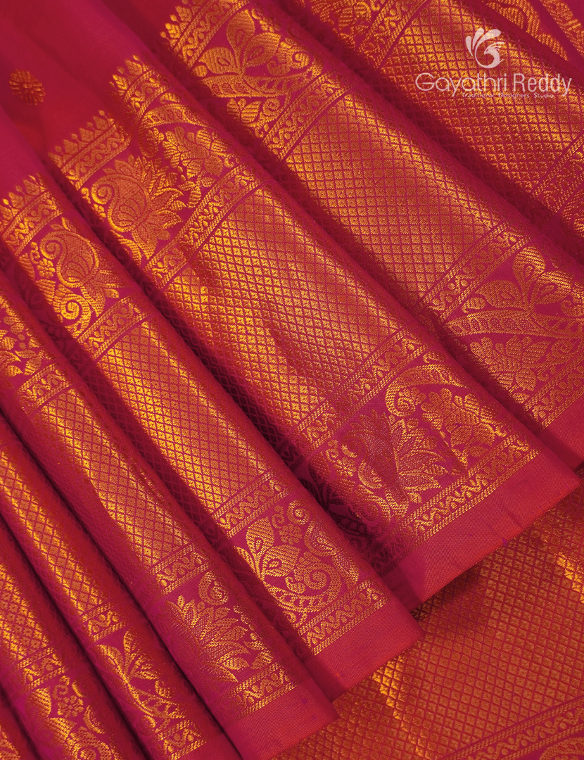 Pure Gadwal Silk Saree in Rani Pink
