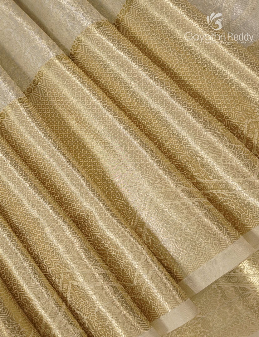 Semi Kanchipuram Silk Saree in Cream