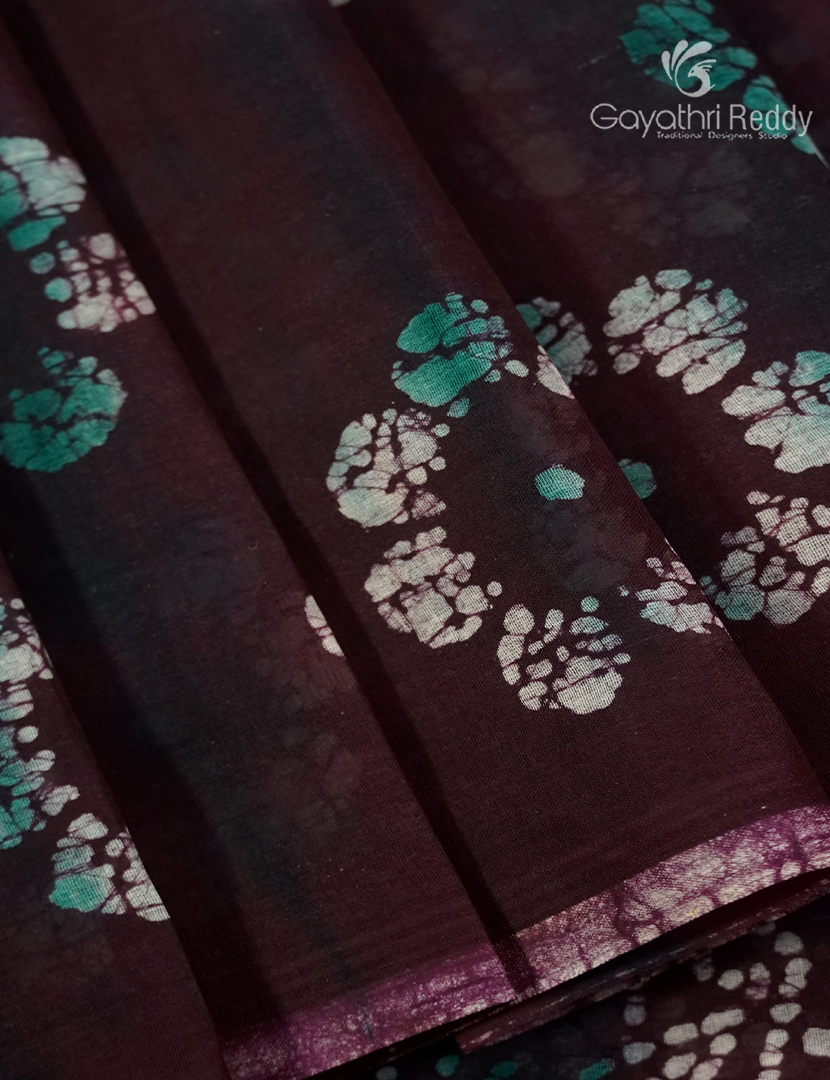 Cotton Batik Print Saree in Brown