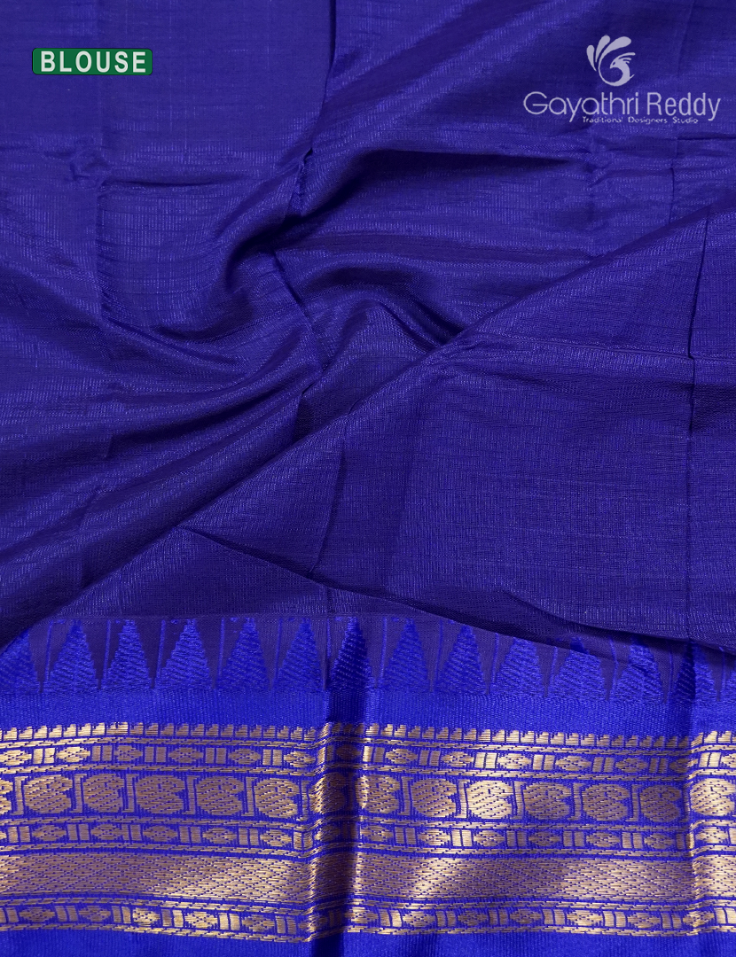 Pure Gadwal Cotton Saree in Sea Foam Green and Royal Blue