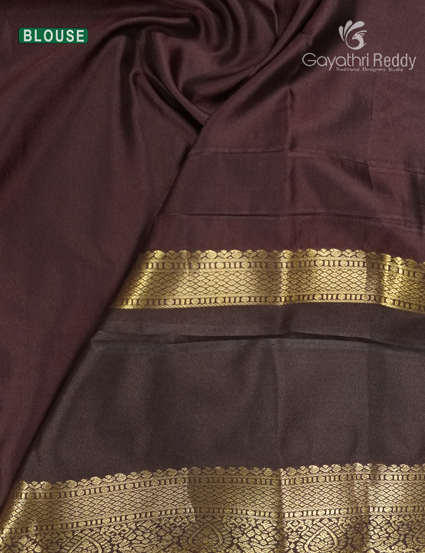 Semi Kanchipuram Silk Saree in Emerald Green and Brown