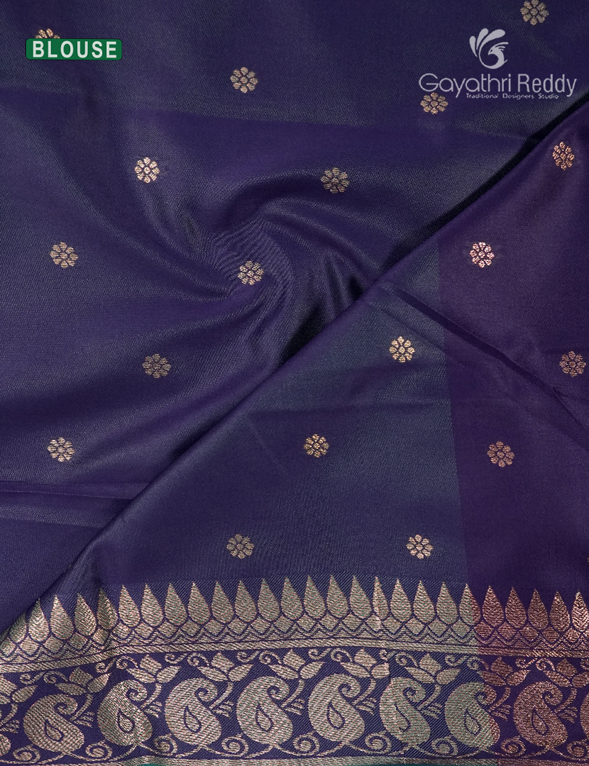 Semi Kanchipuram Art Silk Saree in Peacock Green