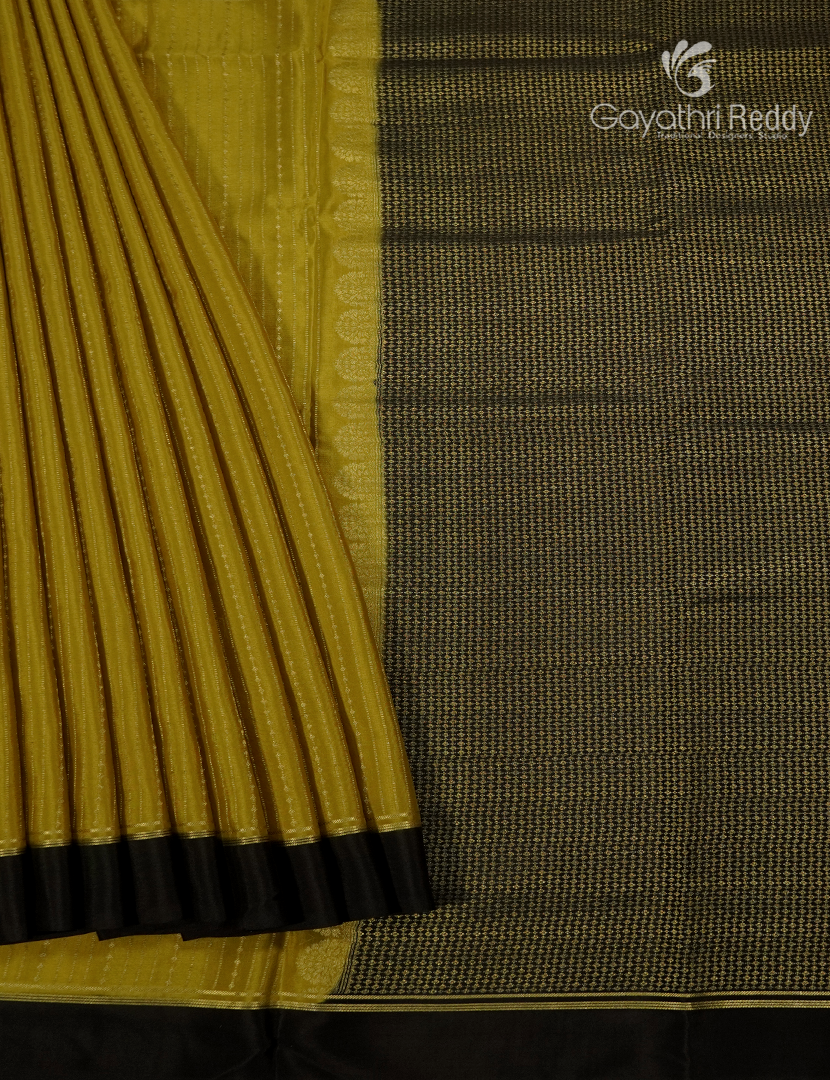 Pure Mysore Silk Saree in Dry Mehendi and Deep Brown